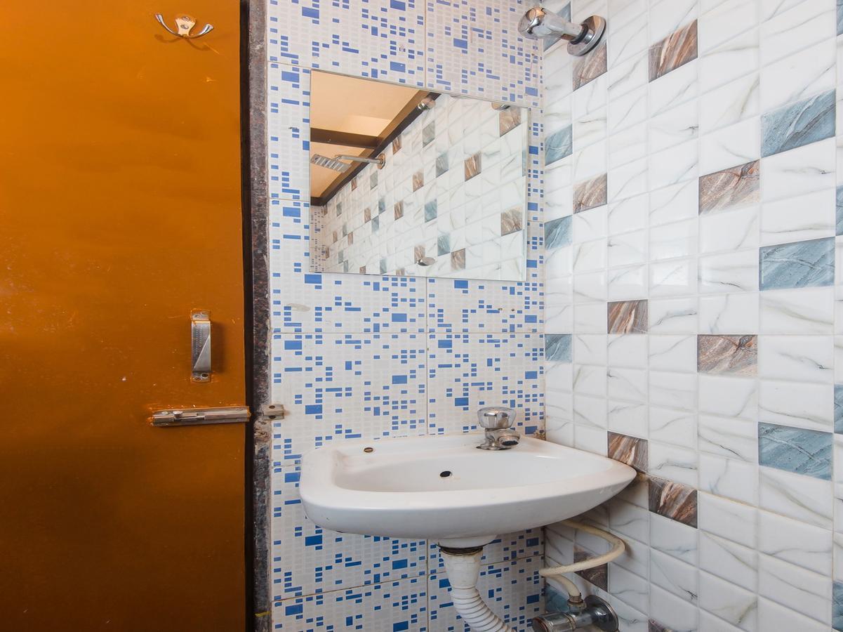 Hotel Shubham Панвел Екстериор снимка