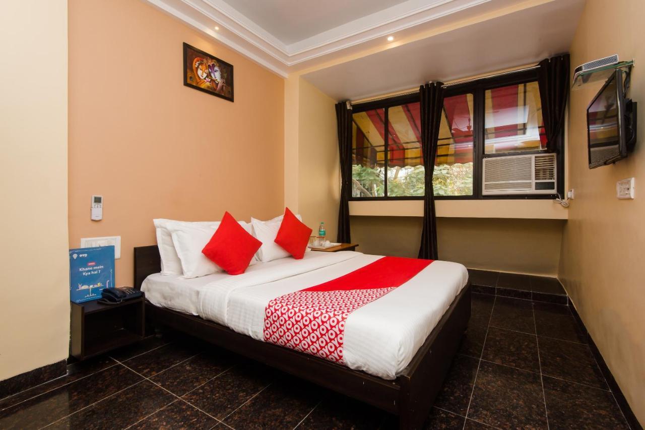 Hotel Shubham Панвел Екстериор снимка